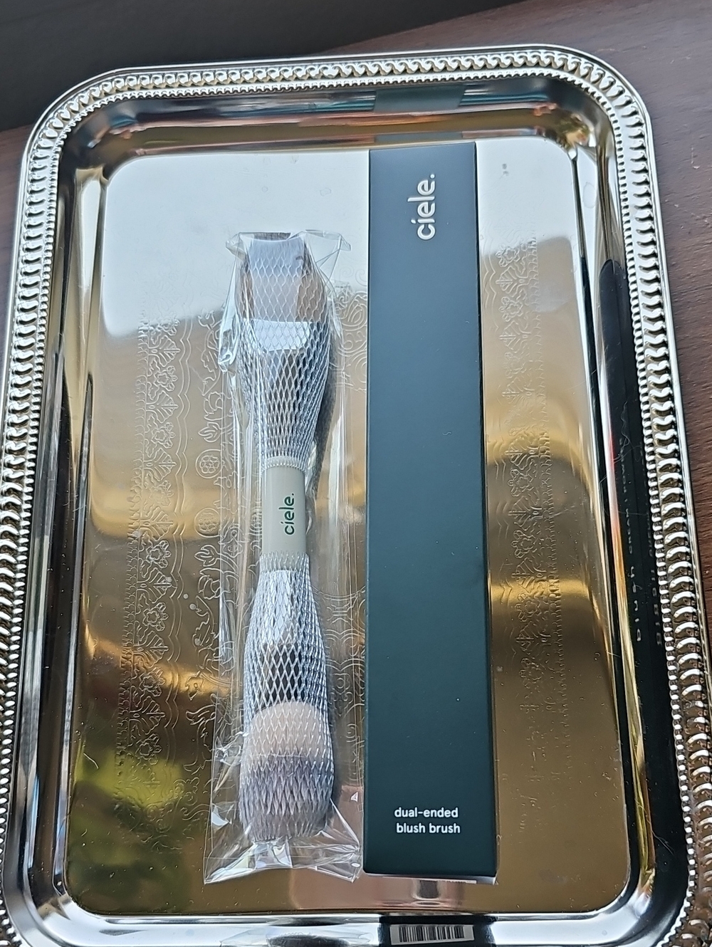 NIB ciele Dual-Ended Complexion Blush Brush – White